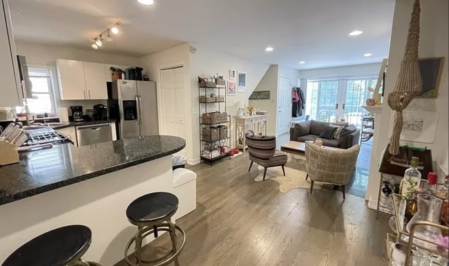 Photo - 3 bedroom in Chicago IL 60642 Unidad 1