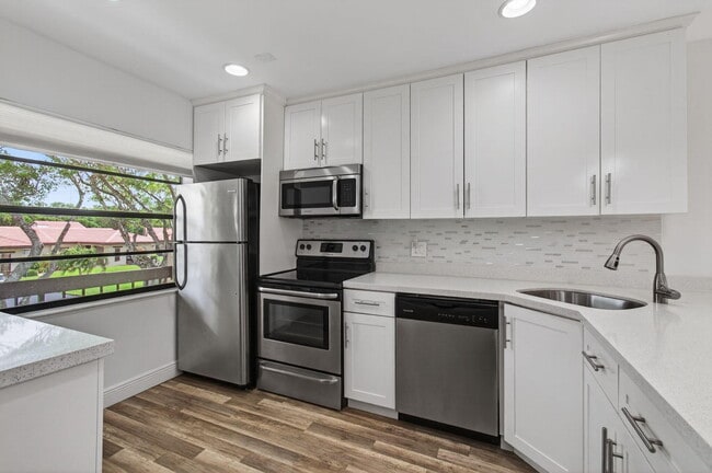 Photo - 8536 Casa Del Lago Unidad 49-B