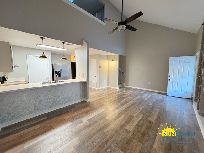 Building Photo - Gorgeous 3 Bedroom Home in Fort Walton Beach-near Hurlburt Field!