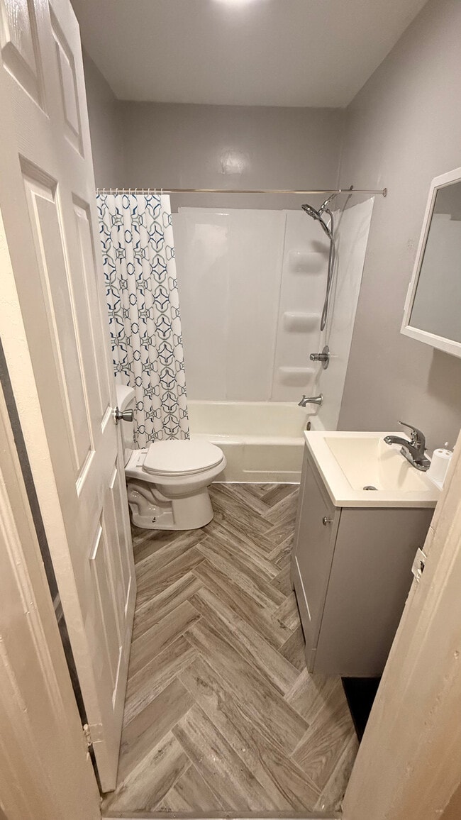 Photo - 2320 E 36th St