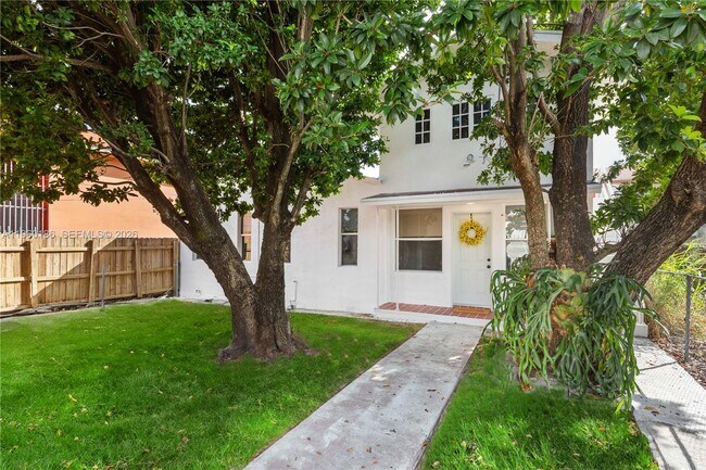 Photo - 2508 SW 10th St Unidad 2508