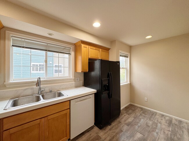 Photo - Great Townhome For Rent