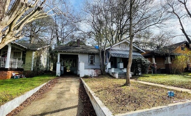 Building Photo - 39 S Lewis St