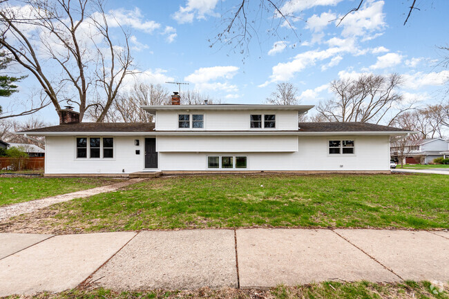 Building Photo - 116 Waxwing Ave Rental