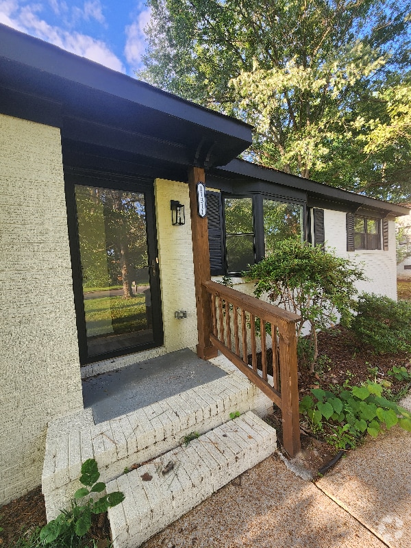 Building Photo - 11311 Chicamauga Trail SE Rental