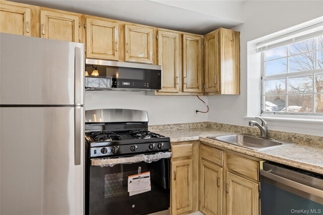 Photo - 7 Lexington Ave Unit 8