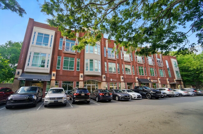 Building Photo - 2133 Southend Dr Unit 302 Rental