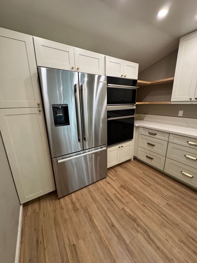 Photo - 3 BED, 2 BATH, 2 Parking with AC- Kalani I...