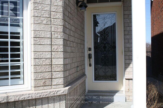 Photo - 76 Pogonia St