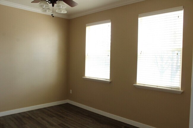 1010 N 130 W Unit 104