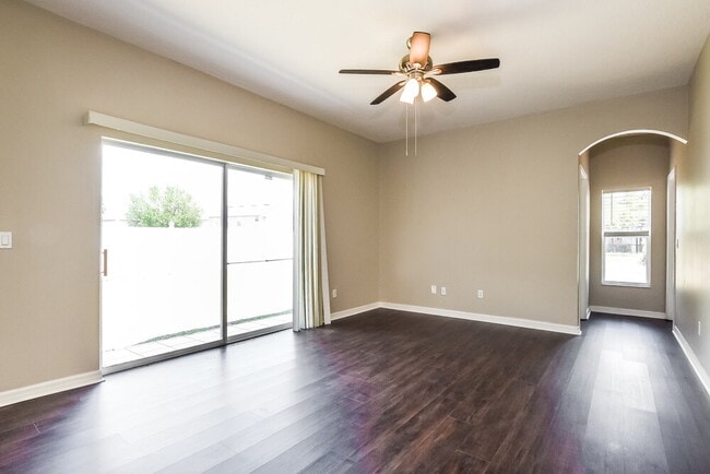 2730 Star Grass Cir