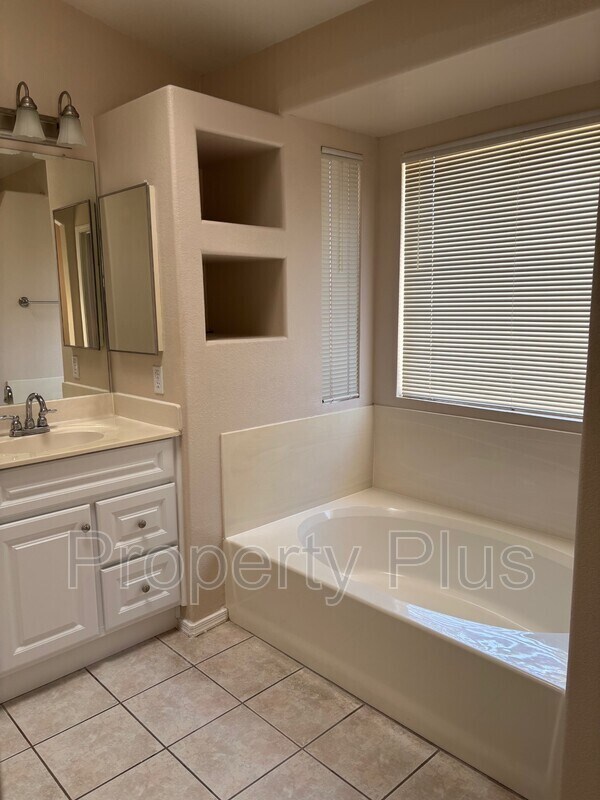 Photo - 4814 W Ponderosa Ln