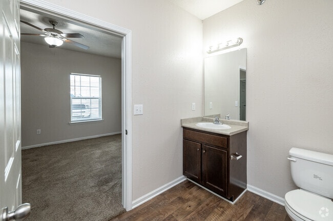 3BR, 2BA - 1,350SF - Primary Bathrom