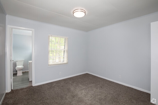 3BR, 1.5BA -1,200SF
