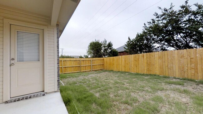 Photo - ALL TILE LUXURY DUPLEX IN KILLEEN CLOSE TO FORT HOOD ONLY $1395!!!!
