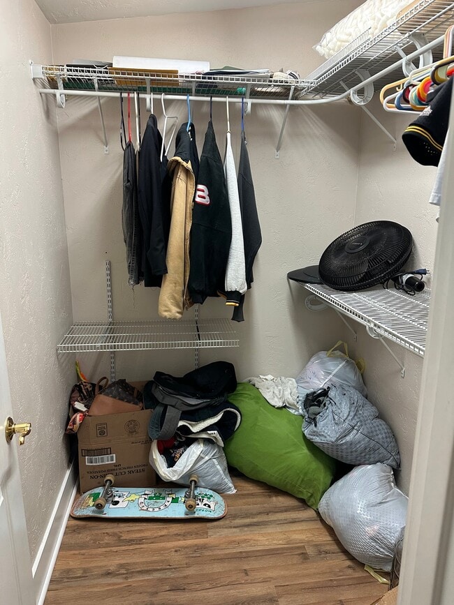 1947 James St Unit 3R