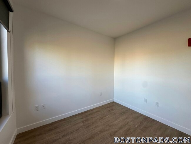 Photo - 199 Gardner St Unidad 212