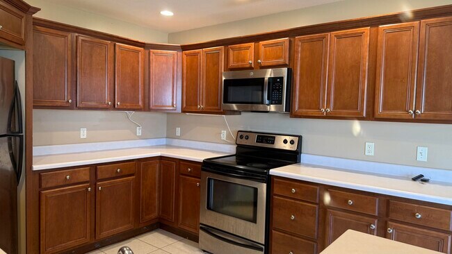 Photo - 5109 Lake Trout Ct