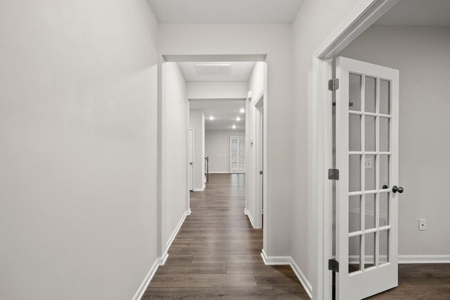 Photo - 2116 Curry Mdw Wy