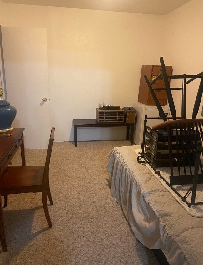 Photo - 920 Broadway St Unit 6
