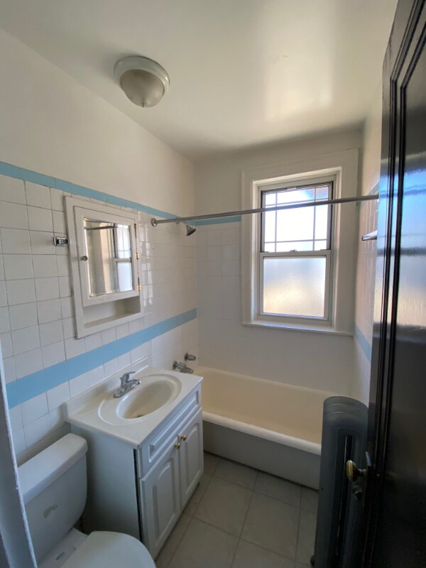 Photo - 3655 N Racine Ave Unit 1