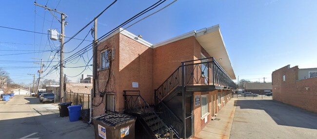 8124 S Western Ave. Chicago IL