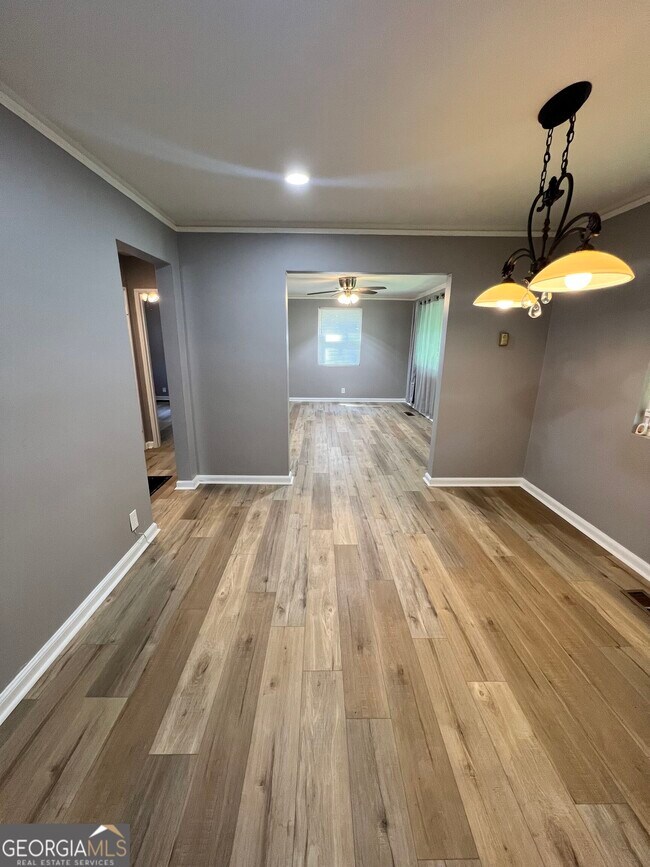Photo - 2032 Dellwood Pl