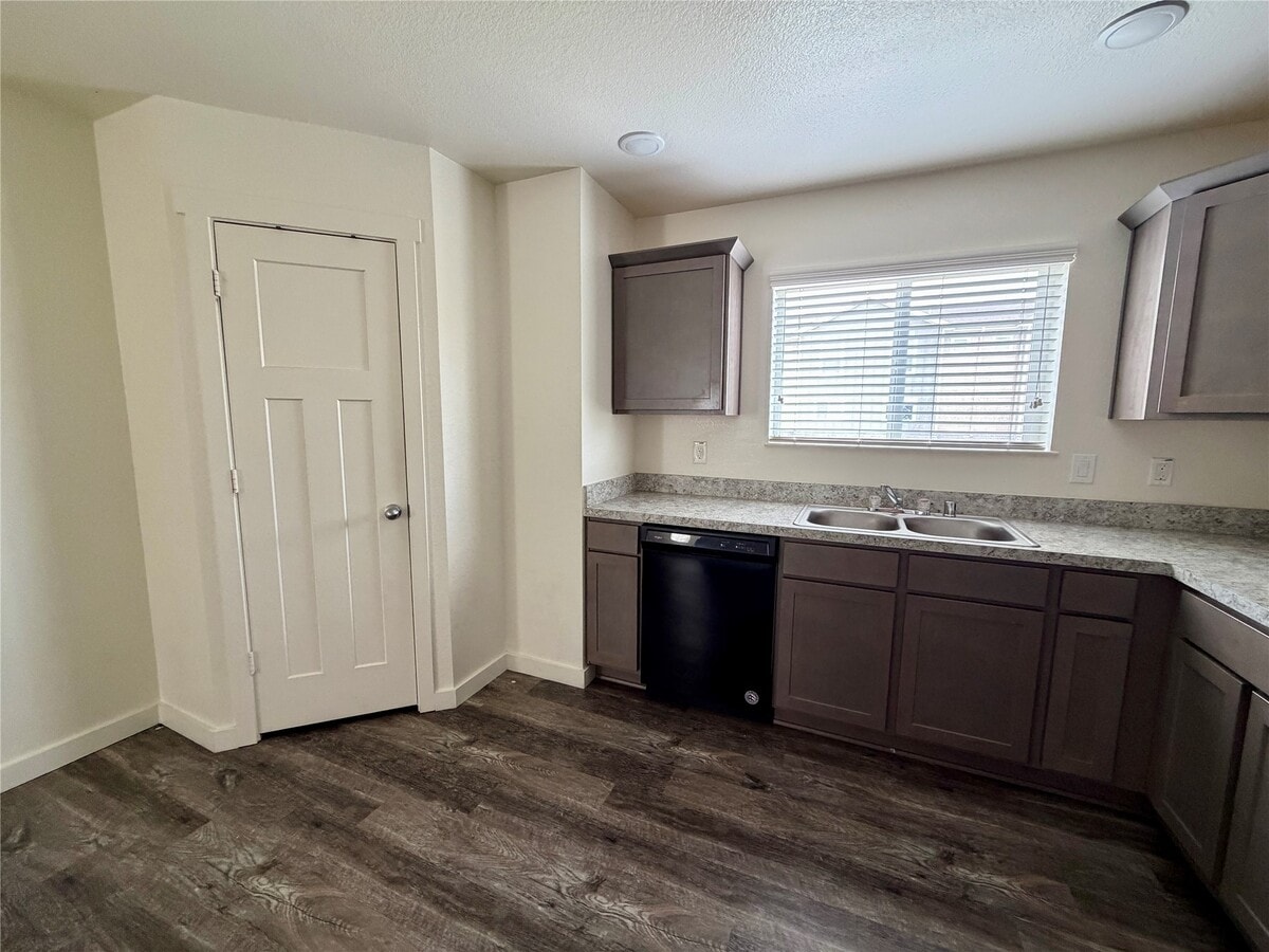 Photo - 21155 Gosling Rd Unit 27B