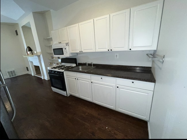 Photo - 600 Jasper St Unit 1