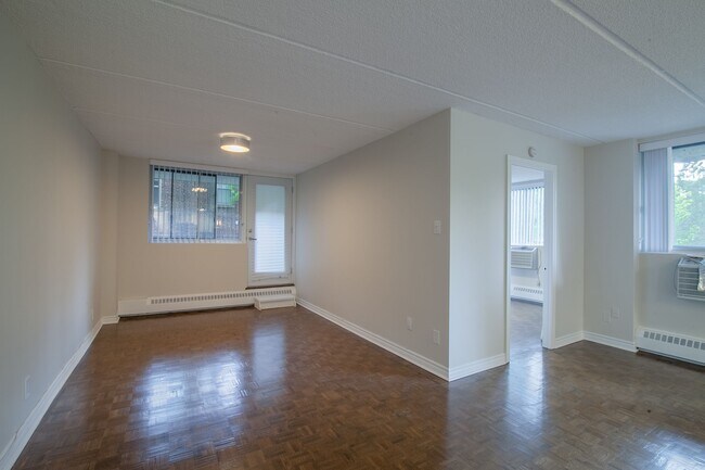 Photo - 4800 Maisonneuve Blvd W Unit 309