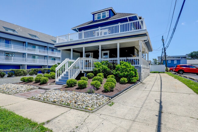 Photo - 606 Beach Ave Unit 3