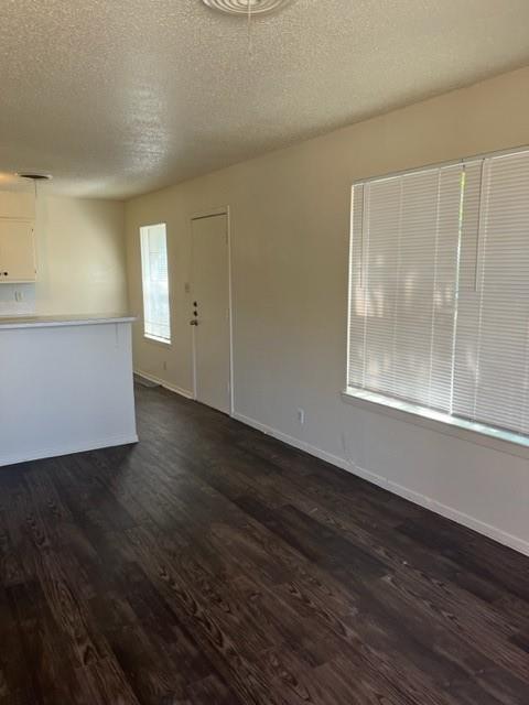 Photo - 2401 Parker Cir