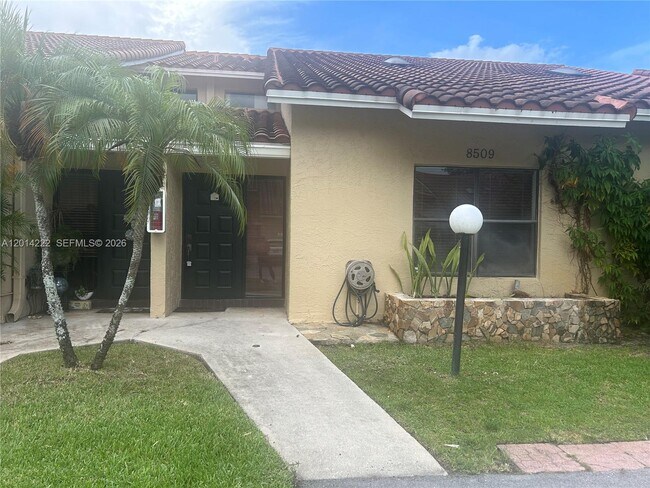 8509 Shadow Ct