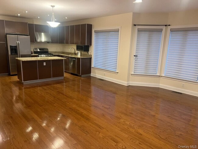 Photo - 3-37B Park Cres