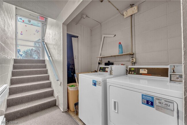 Photo - 1415 Wyandotte Ave Unidad 302