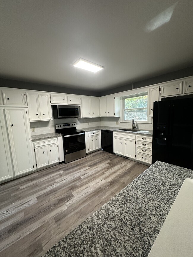 507 E Leslie Dr House House Rental in Independence, MO