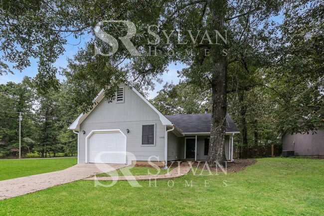 Remarkable Value. Unbeatable Location! - Remarkable Value. Unbeatable Location! House