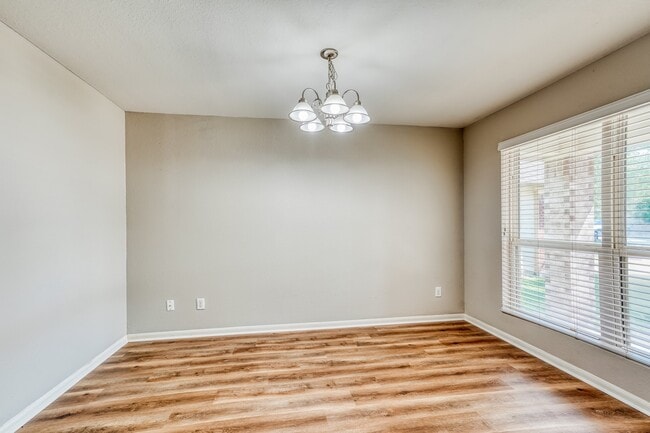 Photo - 3106 Thicket Path Way