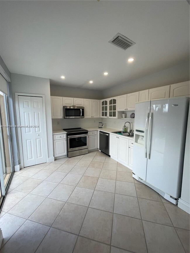 Photo - 15241 SW 37th Ter