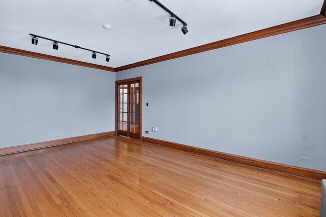 438 N Main St Unit S