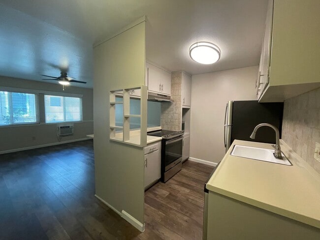 1711 N Street, Sacramento