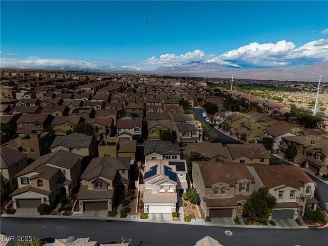 Photo - 10742 Leatherstocking Ave