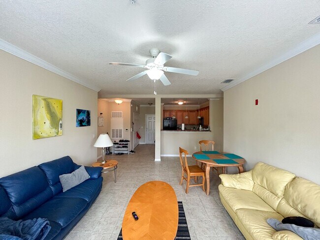 Photo - Campus View South #306 Unidad 306