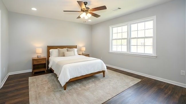 Photo - 3834 Cambridge St