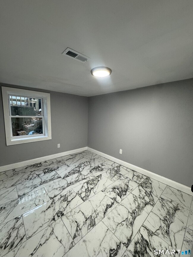 Photo - 231 Davenport Ave Unit BASEMENT