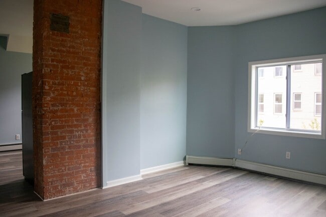 Photo - 62 Shelton Ave Unit 2