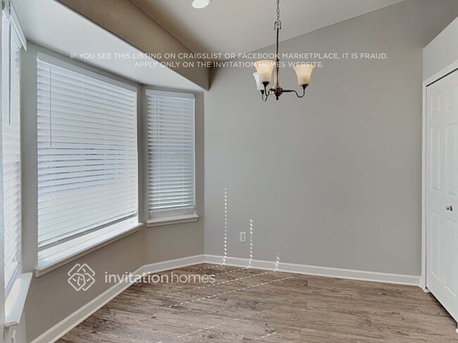 Photo - 8327 Firethorn Dr