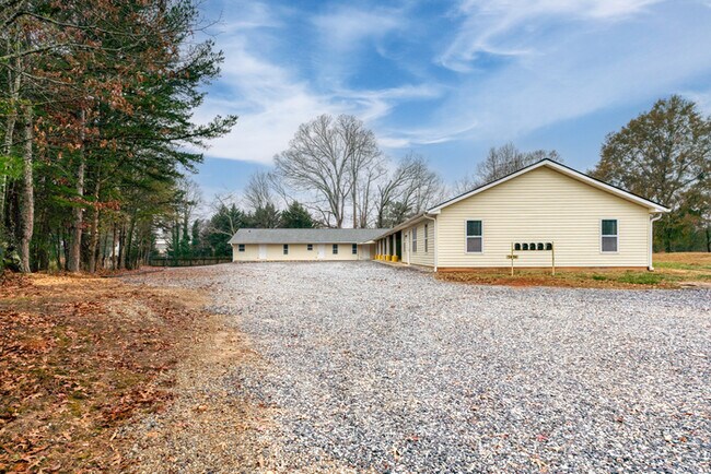 Saddle Club - Saddle Club House
