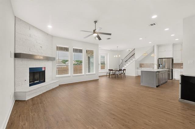 Photo - 814 Lakewood Ct