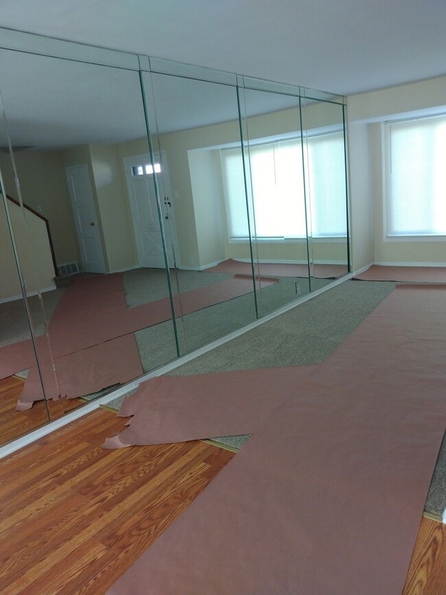 Photo - 3444 Western Ave